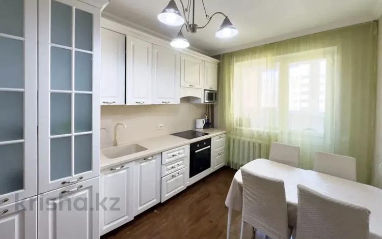 3-комнатная квартира · 80.1 м² · 11/14 этаж, Сакена Сейфуллина 41 — Абзал, детский сад, Bobek, частный детский сад; Балауса мини центр; за 38.9 млн ₸ в Астане, р-н Байконур — фото 2
