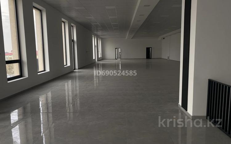 Офисы • 700 м² за 5 000 〒 в Шымкенте, Аль-Фарабийский р-н — фото 2