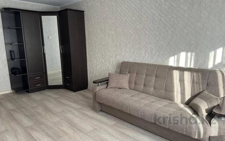 1-бөлмелі пәтер · 36 м² · 2/5 қабат, Ақсай-3 ш/а., бағасы: 26.5 млн ₸ в Алматы, Ауэзовский р-н — фото 2