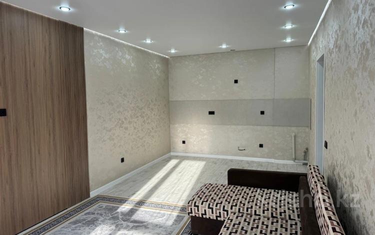 2-бөлмелі пәтер · 45 м² · 7/9 қабат, Нажимеденова — ГОРЯЧКАА, бағасы: 26 млн ₸ в Астане, Сарайшык р-н — фото 3