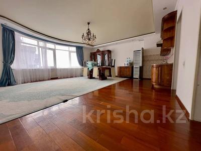 4-бөлмелі пәтер, 145 м², 18/21 қабат ай сайын, Сатпаева 30а, бағасы: 750 000 〒 в Алматы, Бостандыкский р-н