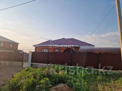 Отдельный дом · 5 комнат · 160 м² · 10 сот., Ақжар + уч 90 — Уш қияан за 40 млн 〒 в Актобе, жилой массив Акжар-2