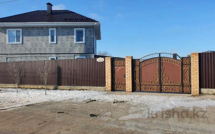 Отдельный дом · 4 комнаты · 135 м² · 8 сот., Южный за 62 млн ₸ в Костанае — фото 2