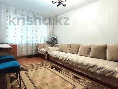2-бөлмелі пәтер · 44.5 м² · 1/5 қабат, Майкудук, 16й микрорайон, бағасы: 10 млн ₸ в Караганде, Алихана Бокейханова р-н