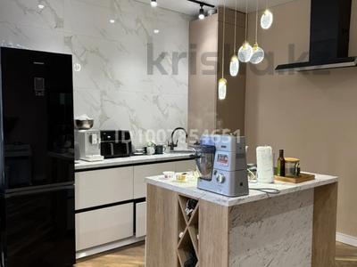 2-комнатная квартира · 80 м² · 4/5 этаж, Торайгырова 1/4 за 395 000 〒 в Павлодаре