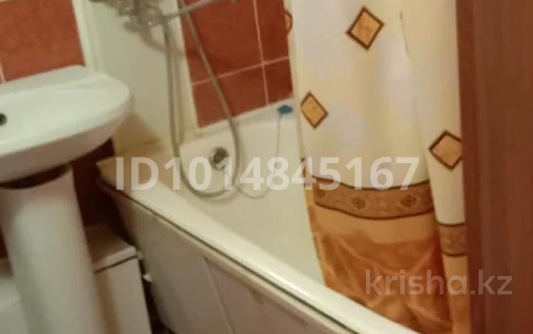 1-комнатная квартира · 35 м², мкр 8, Санкибай батыр 173 — Санкибай батыр 173 за 11 млн ₸ в Актобе — фото 2