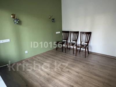 2-бөлмелі пәтер · 81.7 м² · 2/9 қабат, Достык 50 — Достык/Курмангазы, бағасы: 83 млн ₸ в Алматы, Медеуский р-н