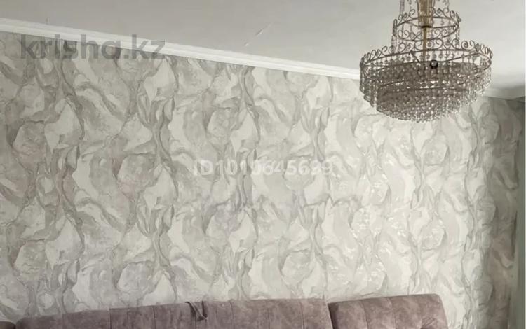 3-бөлмелі пәтер · 64 м² · 3/5 қабат, мкр Михайловка , Крылова 66, бағасы: 31 млн ₸ в Караганде, Казыбек би р-н — фото 15