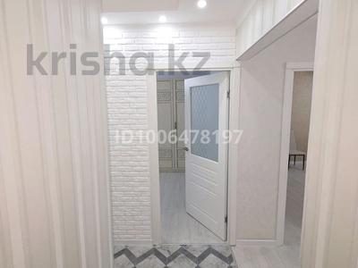 3-комнатная квартира · 62.4 м² · 1/5 этаж, Авангард 4. мкрн 13 за 25 млн 〒 в Атырау, мкр Авангард-4