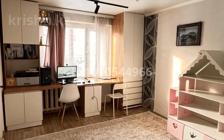 3-бөлмелі пәтер · 74 м² · 4/5 қабат, 8 мкр 30, бағасы: 24 млн ₸ в Темиртау — фото 2