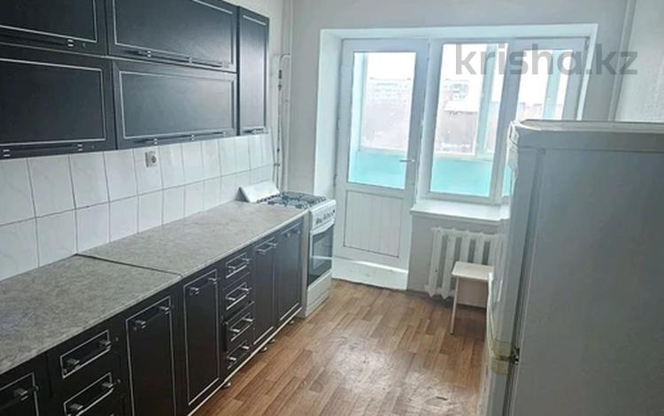 1-комнатная квартира · 41 м² · 5/9 этаж, мкр 4 за 13.8 млн ₸ в Уральске — фото 2