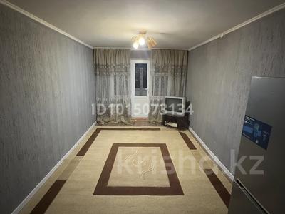 3-бөлмелі пәтер · 64 м² · 5/5 қабат, Туркестанская 2/3, бағасы: 18 млн ₸ в Шымкенте, Аль-Фарабийский р-н