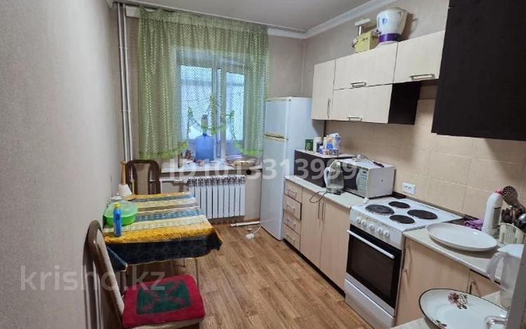 2-комнатная квартира · 46.3 м² · 1/3 этаж, Пришахтинск, Донецкая 38 за 15 млн ₸ в Караганде, Алихана Бокейханова р-н — фото 2