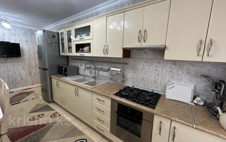3-комнатная квартира · 58.7 м² · 2/5 этаж, мкр Аксай-3 3 — Момышулы за 45 млн ₸ в Алматы, Ауэзовский р-н — фото 20