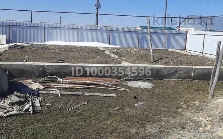 Жеке үй · 3 бөлме · 60 м² · 10 жүзд., Уральская 35, бағасы: 14 млн ₸ в Аксае — фото 2