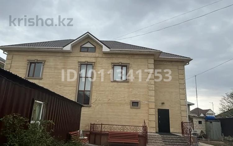 Жеке үй · 6 бөлме · 240 м² · 6 сот., Переулок матеновой 5 — Үй шамамен Абдрахманова мен Матеновойдын қиылысында, бағасы: 65 млн 〒 в  — фото 2