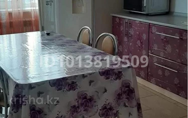 3-комнатная квартира · 122.2 м² · 4/9 этаж, мкр. Алтын орда, Санкибая 28Б — Напротив Кол Авто за 280 000 ₸ в Актобе — фото 2