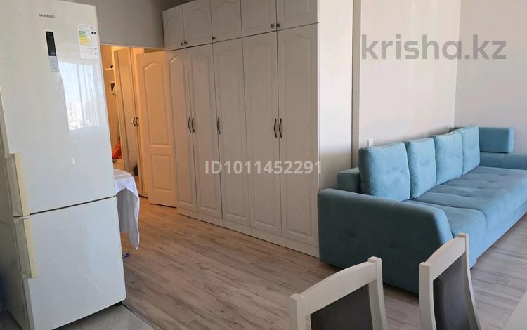 1-комнатная квартира · 42 м² · 18/24 этаж, Кайыма Мухамедханова 17 за 200 000 〒 в Астане, Есильский р-н — фото 2