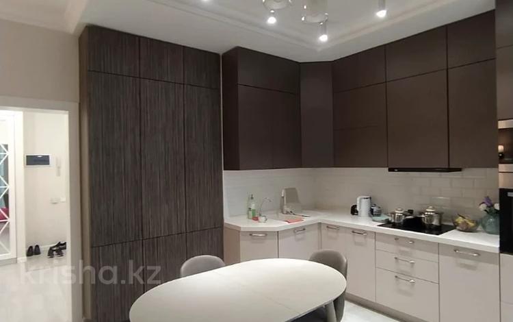 2-комнатная квартира · 100 м² · 9/10 этаж, мкр Коктем-3, Бухар Жырау за 100 млн 〒 в Алматы, Бостандыкский р-н — фото 12