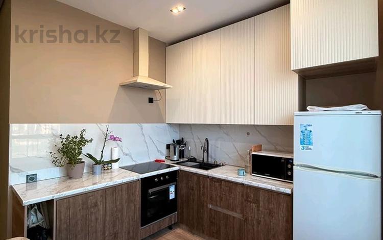 1-бөлмелі пәтер · 42 м², Илияс Омаров 2/1, бағасы: 33 млн ₸ в Астане, Нура р-н — фото 2