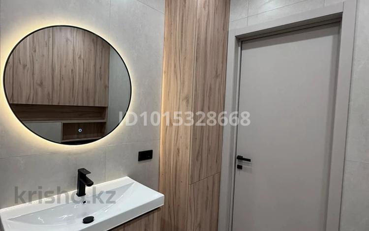 2-комнатная квартира · 56 м² · 15/20 этаж, Тургут Озала 237 — Абая/Тургут Озала за 450 000 ₸ в Алматы, Бостандыкский р-н — фото 2