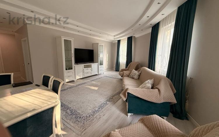 4-бөлмелі пәтер · 132 м² · 2/6 қабат, Есенберлина, бағасы: 105 млн ₸ в Алматы, Медеуский р-н — фото 2
