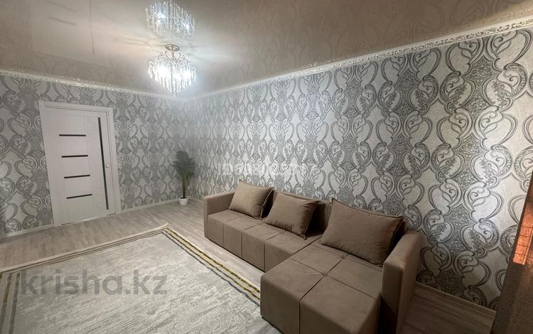 2-комнатная квартира · 45.5 м² · 5/5 этаж, Сергей Тюленина 1/3 — проспект Абулхаир хана за 15 000 ₸ в Уральске — фото 2