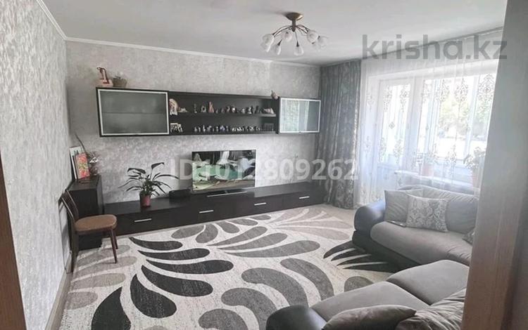 3-бөлмелі пәтер · 63 м² · 2/5 қабат, мкр Юго-Восток, Мкр Юго-Восток, мкр Гульдер 2 17 — Татимбета, бағасы: 33 млн ₸ в Караганде, Казыбек би р-н — фото 2