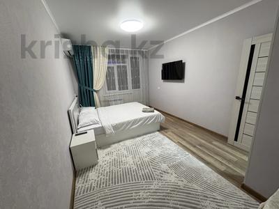 1-бөлмелі пәтер · 40 м² · 2/5 қабат, Желтоксан 20, бағасы: 10 000 ₸ в Шымкенте, Аль-Фарабийский р-н