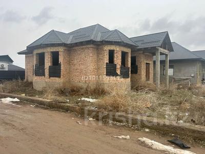 Жеке үй · 4 бөлме · 168 м² · 5.5 сот., Батыр баян 29 — Центральная, бағасы: 25 млн ₸ в Кемертогане
