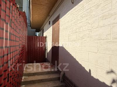 1-комнатная квартира · 50 м² · 1/1 этаж, мкр Самал-3 82 за 70 000 ₸ в Шымкенте, Абайский р-н