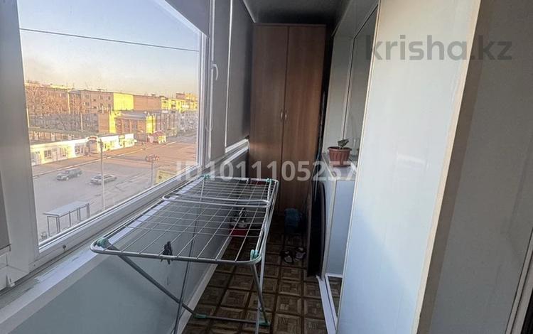 3-бөлмелі пәтер · 64 м² · 5/5 қабат, Назарбаева 286 — Церкови, бағасы: 29 млн ₸ в Петропавловске — фото 7