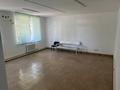 Свободное назначение, офисы, склады, кабинеты и рабочие места · 400 м² за 600 000 〒 в Уральске — фото 5