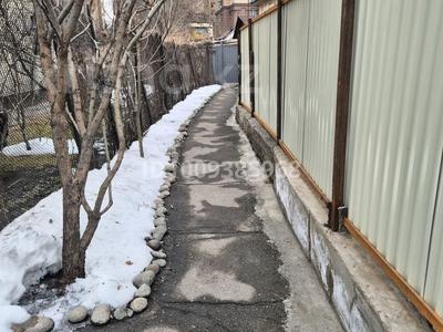 Отдельный дом · 6 комнат · 60 м² · 3 сот., Жемчужная за 130 млн ₸ в Алматы, Алмалинский р-н