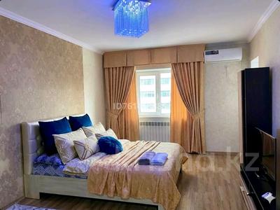 1-комнатная квартира · 55 м² · 3/17 этаж, мкр Мамыр-1 29 — Шаляпина Момушылы за 15 000 ₸ в Алматы, Ауэзовский р-н