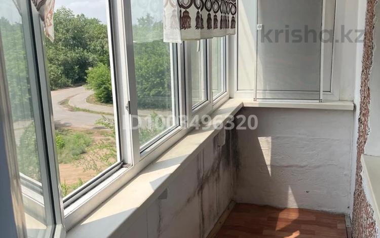 2-комнатная квартира · 52.1 м², Октябрьская за 6 млн 〒 в Аксу — фото 2