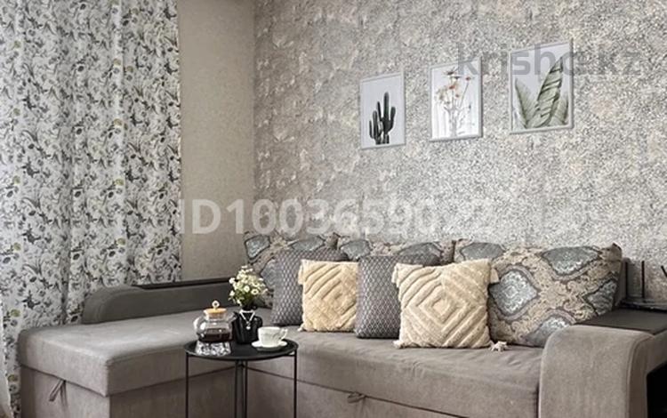 2-комнатная квартира · 75 м² · 6/9 этаж, мкр Кадыра Мырза-Али за 18 000 ₸ в Уральске — фото 2