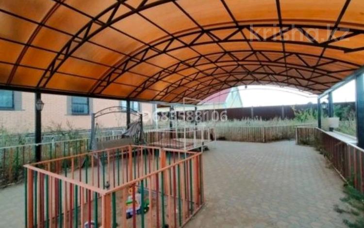 Отдельный дом · 11 комнат · 1000 м² · 13 сот., Кажыгали мухамбеткалиулы — Строительный магазин айсана за 180 млн ₸ в Актобе, жилой массив Жанаконыс — фото 31