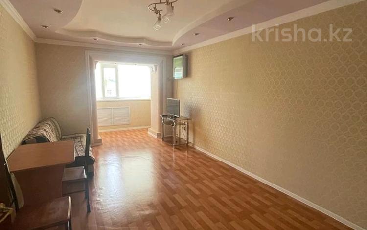 2-комнатная квартира · 62 м² · 4/9 этаж, мкр 12 37а за 140 000 ₸ в Актобе — фото 2