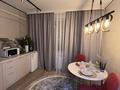 1-комнатная квартира · 46 м² · 1/5 этаж, Болашак 6мкр квартира ЕВРОЛЮКС, ВСЕ УСЛОВИЯ, KASPI-RED, горячая вода, кондиционер. — Рядом магазин Асыл қазына за 25 000 ₸ в Талдыкоргане, мкр Болашак — фото 2