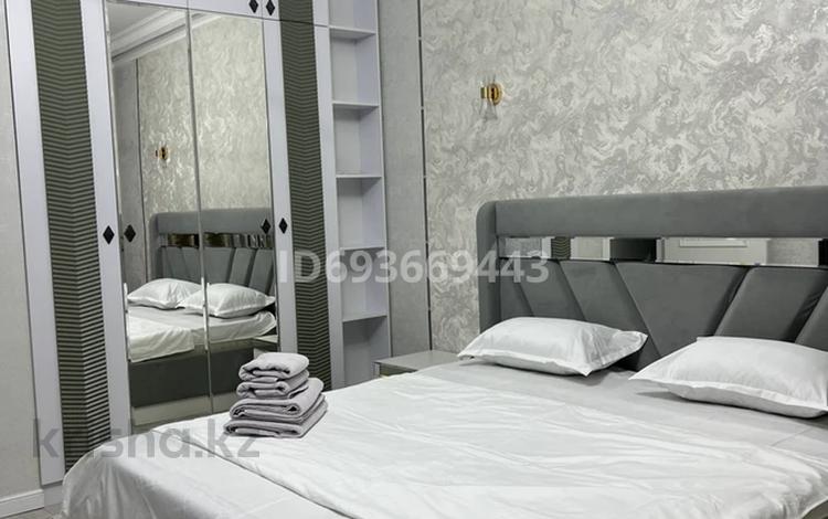 1-комнатная квартира · 85 м² · 2/3 этаж, Алькожа ата Караван сарай — Keruen sarai, Саттарханова, Х.А.Яссави за 15 000 〒 в Туркестане — фото 2