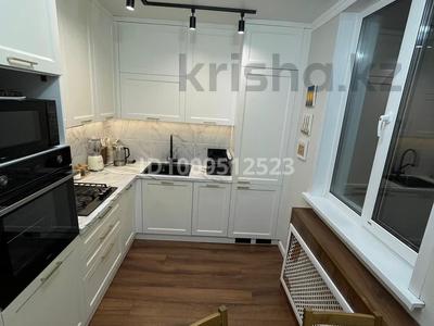 3-комнатная квартира · 68 м² · 9/9 этаж, 5 мкр 14 — 5-14 за 29 млн 〒 в Аксае