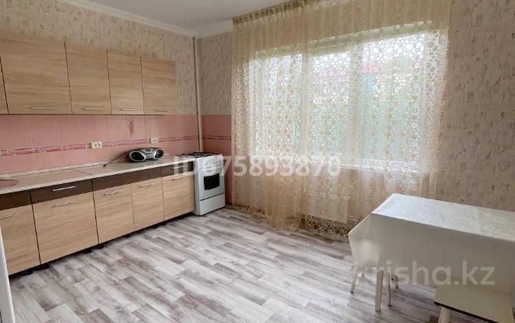 1-комнатная квартира · 48 м² · 4/9 этаж, мкр Кулагер за 250 000 ₸ в Алматы, Жетысуский р-н — фото 6