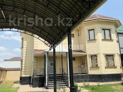 7-бөлмелі пәтер · 250 м² · 2 қабат, мкр Самал-1, Мкр Самал-1 Акжан Аль Машани 118, бағасы: 205 млн ₸ в Шымкенте, Абайский р-н