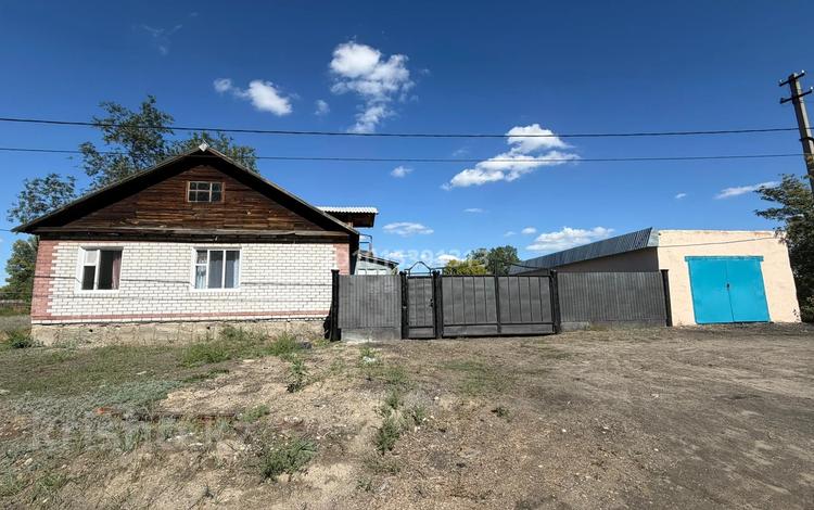 Жеке үй · 4 бөлме · 64.8 м² · 10 жүзд., Пос Восточный ул Абдуали 3, бағасы: 22 млн ₸ в Семее — фото 2