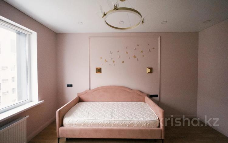 4-комнатная квартира · 140 м² · 9/10 этаж, Розыбакиева 320 за 175 млн ₸ в Алматы, Бостандыкский р-н — фото 2