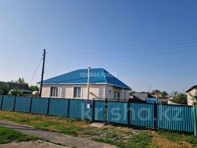 Отдельный дом • 4 комнаты • 100 м² • 10 сот., Казахстанская 36/1 за 22 млн 〒 в Аксае
