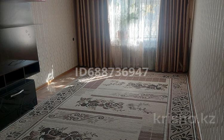2-комнатная квартира, 42 м², 2/5 этаж, Қабанбай батыр 2 за 16.8 млн 〒 в Шымкенте, Аль-Фарабийский р-н — фото 2