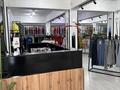 Магазины и бутики • 240 м² за ~ 1.4 млн 〒 в Шымкенте, Туран р-н — фото 2