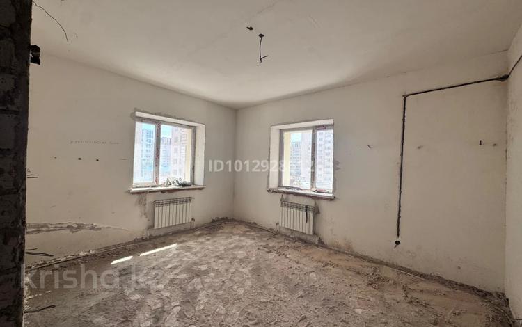 2-бөлмелі пәтер · 77 м² · 4/9 қабат, Нажимеденова 16Г, бағасы: 33 млн ₸ в Астане, Алматы р-н — фото 2